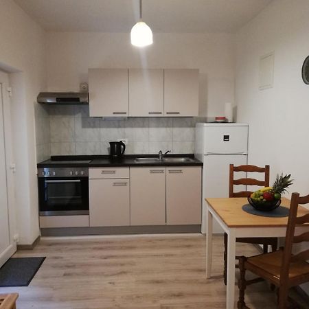 Apartments Maks Kraljevica Eksteriør billede
